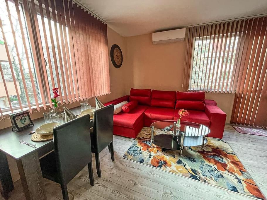 Modern & Bright 1Bd Apartment Near Main Square Plovdiv Exterior foto